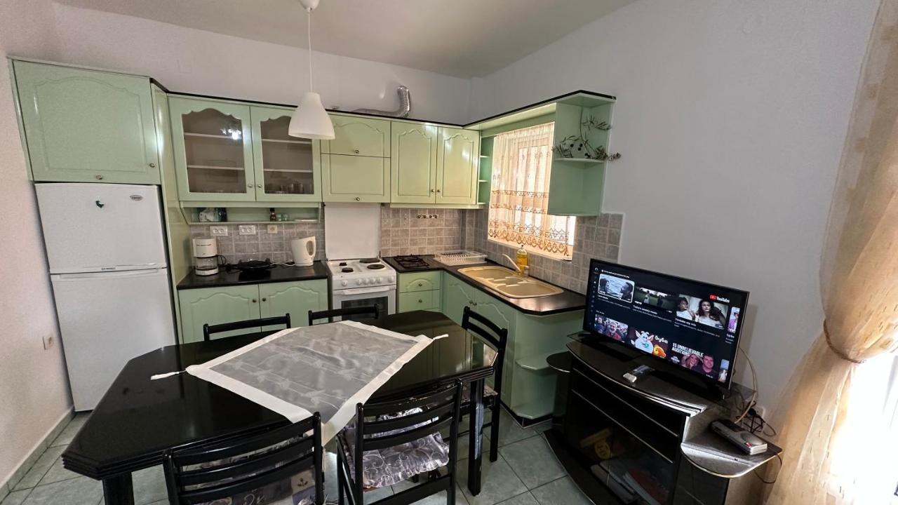 Comfort 2 Apartment Sarande Ngoại thất bức ảnh